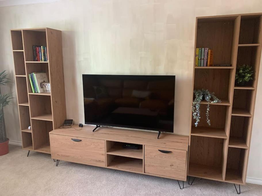 Apartamento Cosy One Bed Flat Free Parking Send Exterior foto